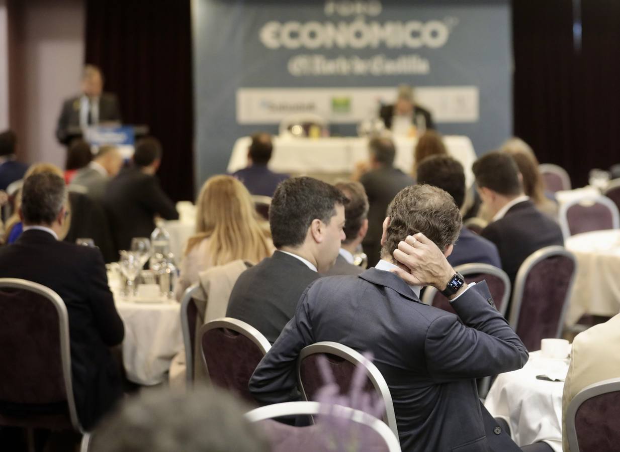 Fotos: Ignacio Marco-Gardoqui, en el Foro Económico de El Norte