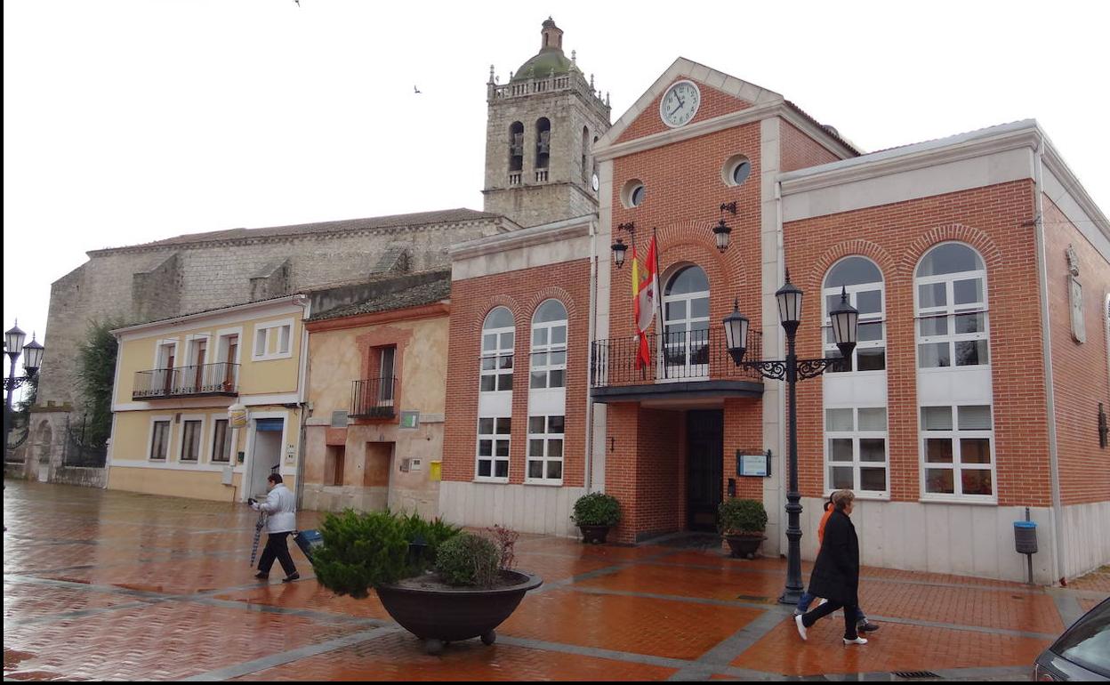 Edificio del Ayuntamiento de Aldeamayor de San Martín.