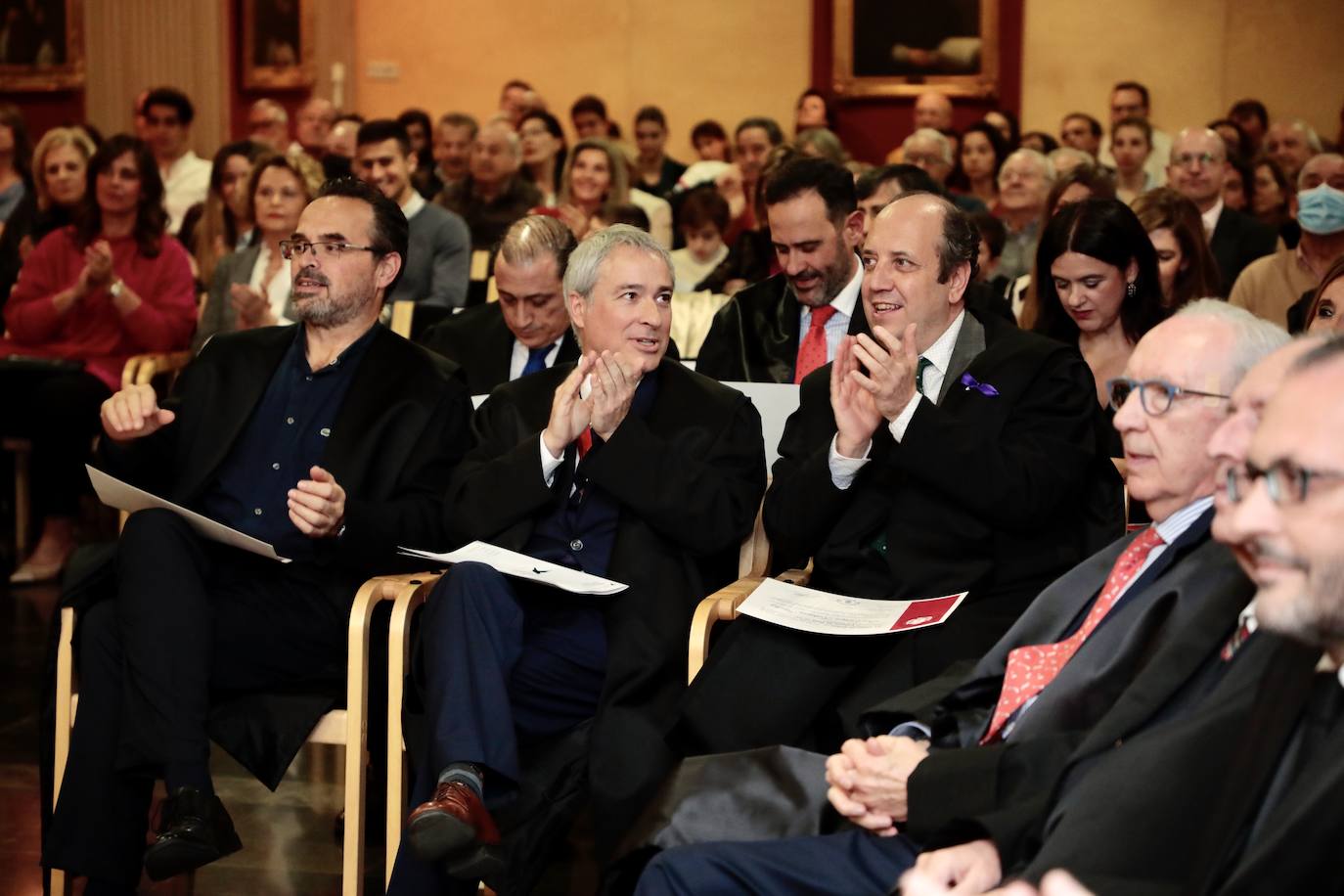 Fotos: El Colegio de Abogados de Valladolid entrega sus insignias