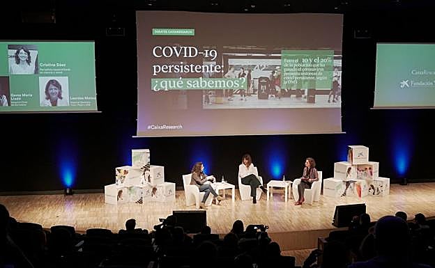Participantes en el debate CaixaBank Research.