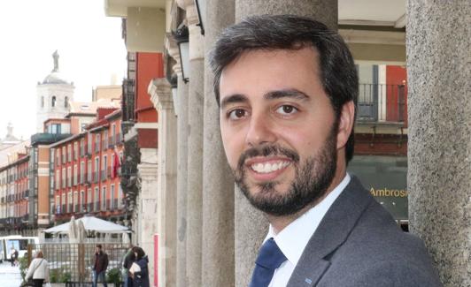 Borja García Carvajal, en la Plaza Mayor de Valladolid.