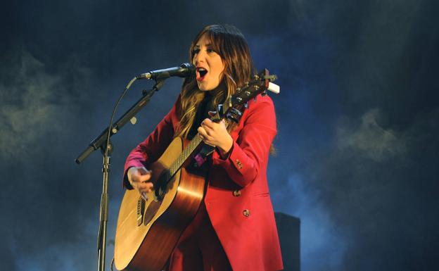 Nadia Álvarez durante su actuación.