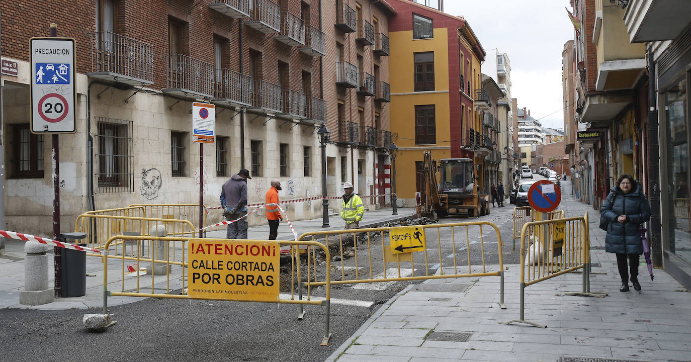 Tramo cortado de la Calle Mayor Antigua, en la confluencia con San Miguel. 