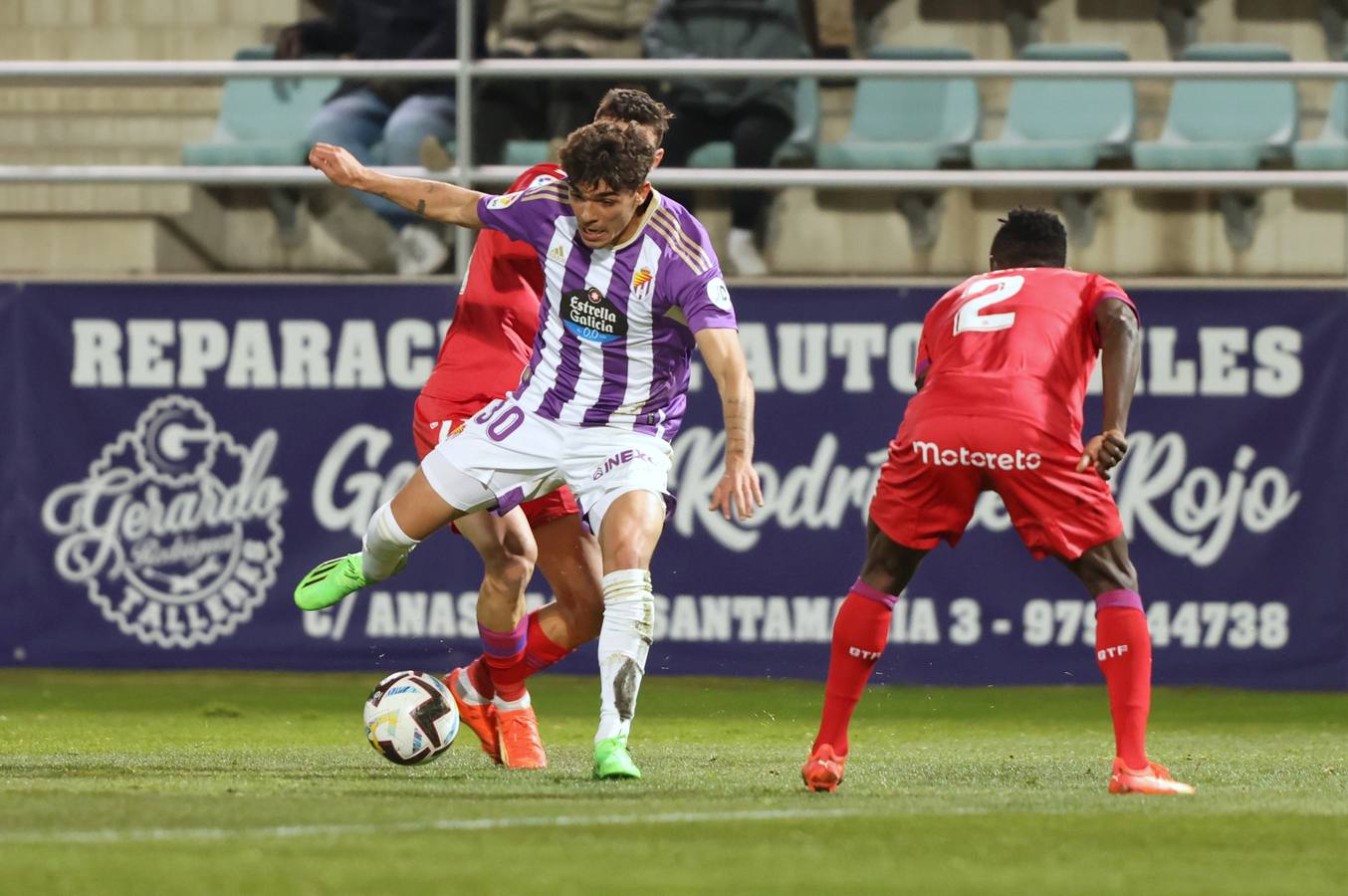 Fotos: Real Valladolid y Getafe disputan en La Nueva Balastera la primera Copa del Palencia CF (1-0)