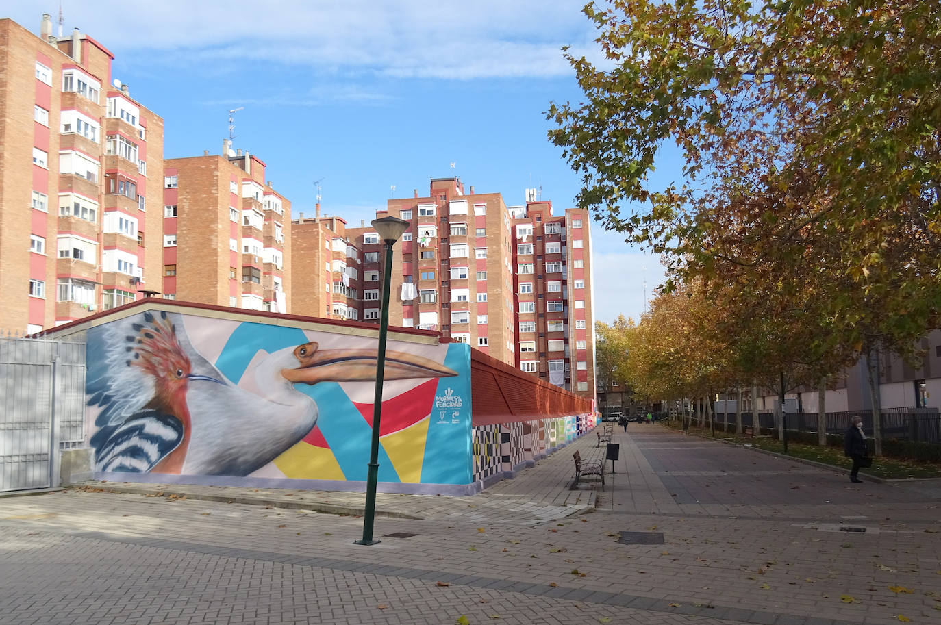 Vía peatonal entre las calles Pelícano y Tórtola. 