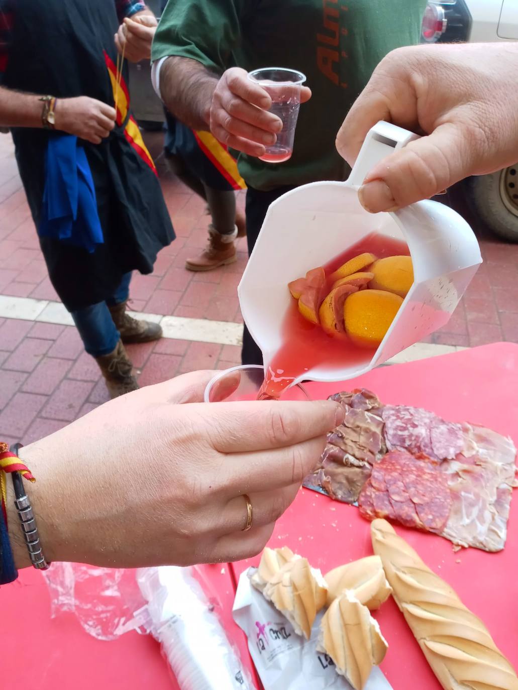 Fotos: IV Fiesta de la Matanza en Villabrágima (Valladolid)