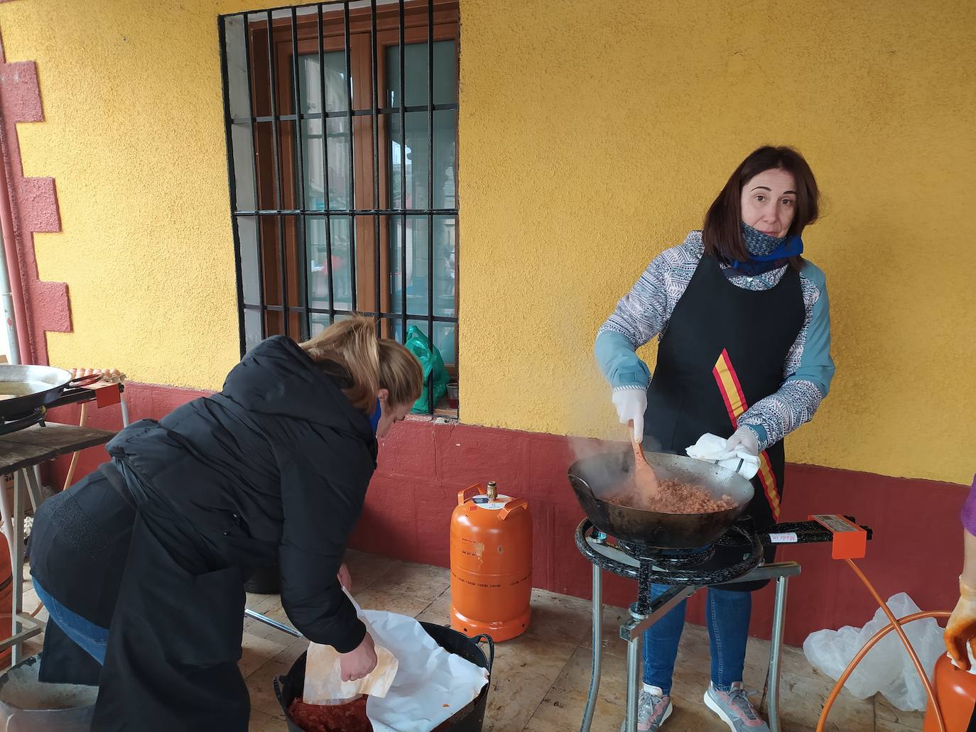 Fotos: IV Fiesta de la Matanza en Villabrágima (Valladolid)
