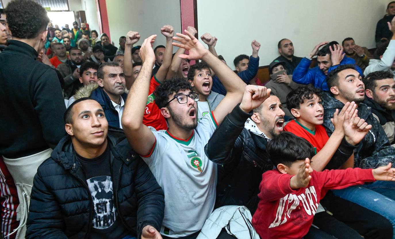 Fotos: Celebración en el barrio de Delicias por la victoria de Marruecos