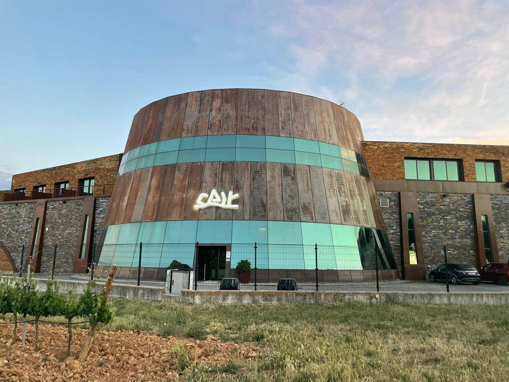 Bodegas Dominio de Cair conquista a la crítica internacional