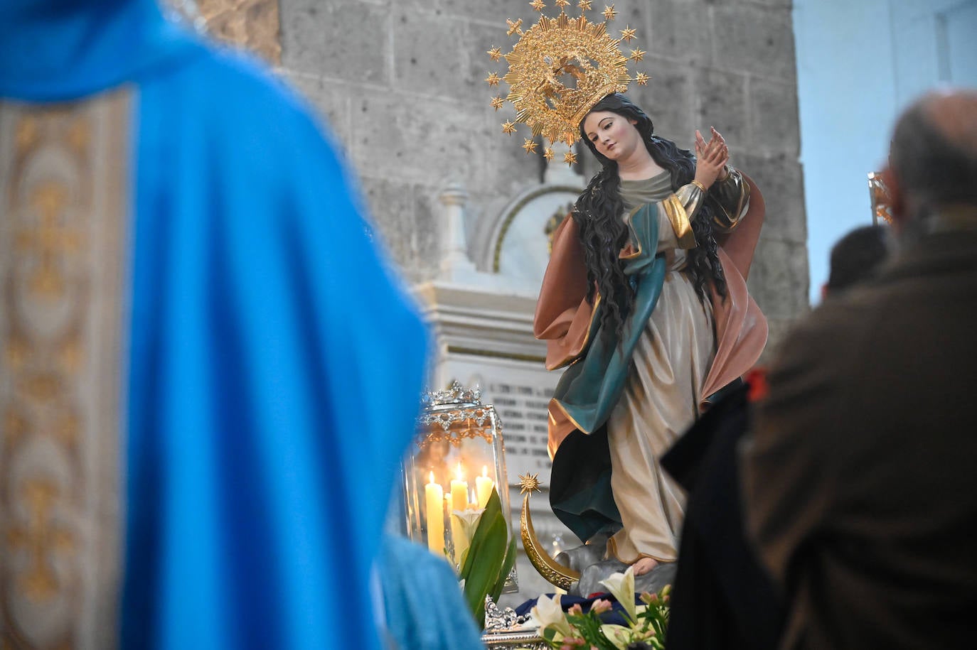 Fotos: Traslado de la figura de la Inmaculada Concepción en Valladolid