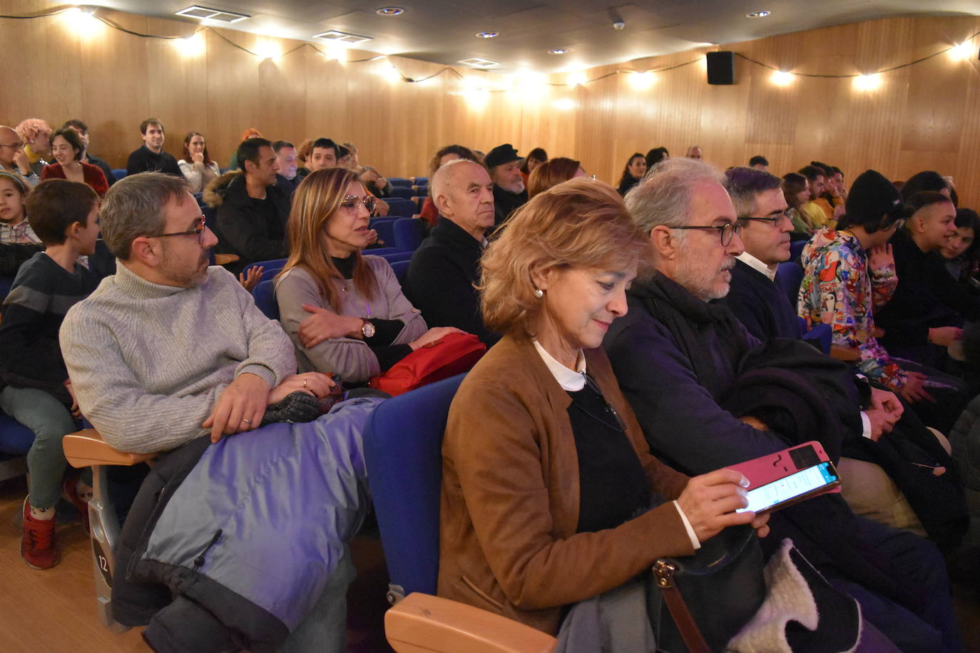 Fotos: Invitados a la clausura del Festival de Aguilar