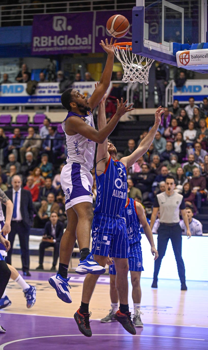 Fotos: Real Valladolid de Baloncesto 68 - 52 HLA Alicante