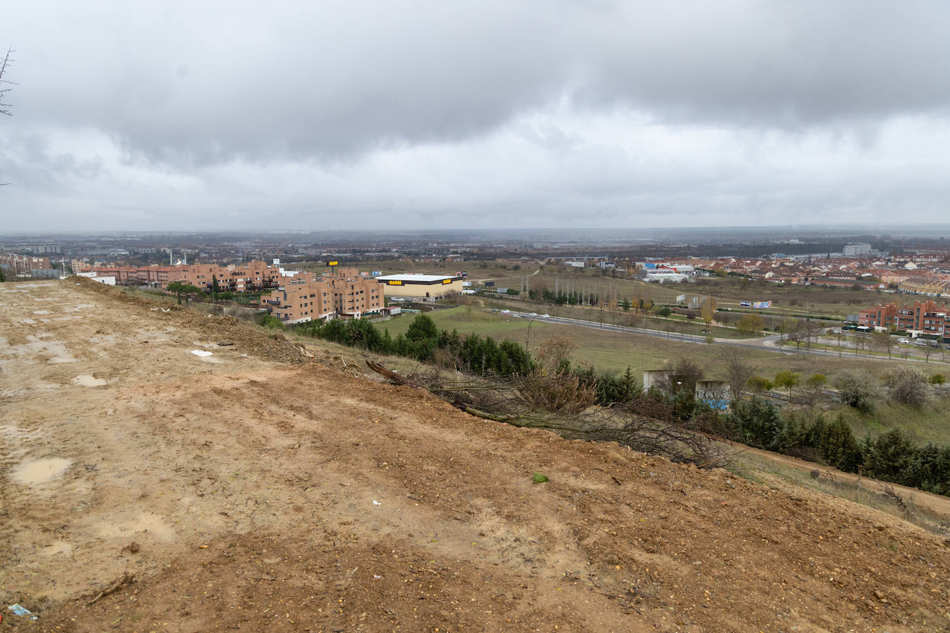 Las 27 parcela de la ladera suroeste de Parquesol.