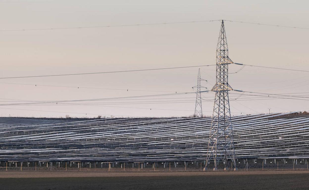 Las plantas fotovoltaicas colonizan cada vez más áreas de Castilla y León. 