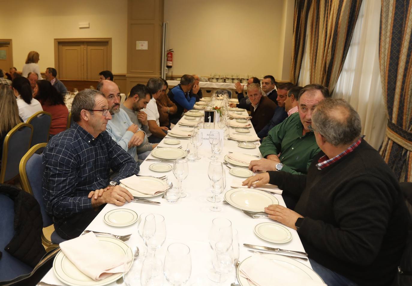 Fotos: Asaja hace balance anual en la comida de Navidad