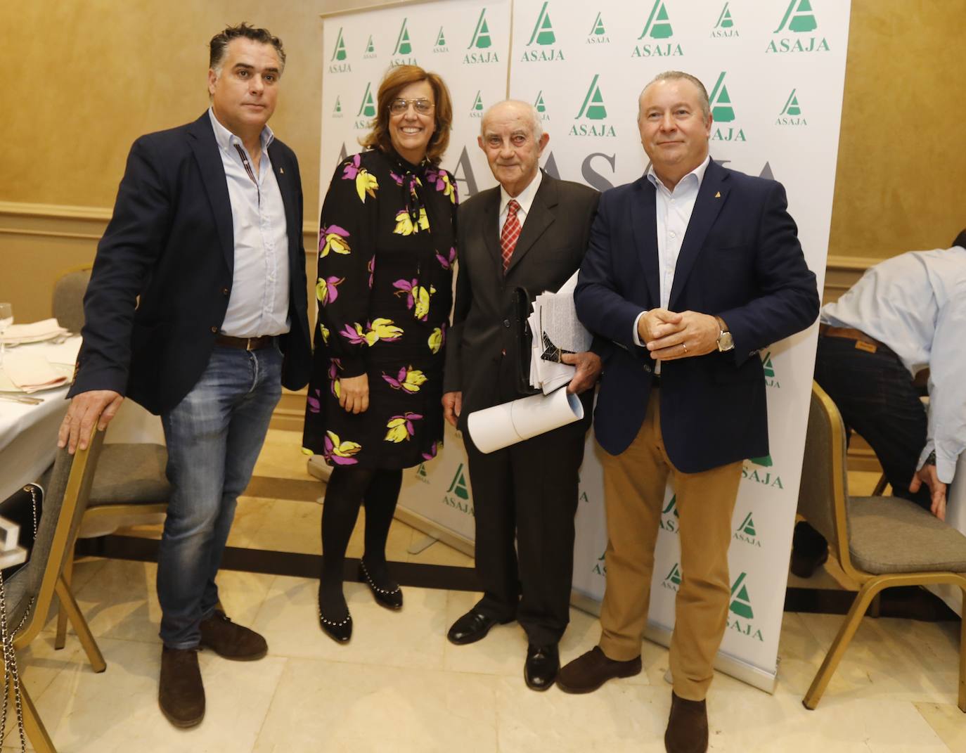 Fotos: Asaja hace balance anual en la comida de Navidad