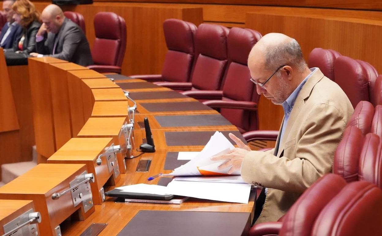 Francisco Igea, en una foto reciente de un pleno de las Cortes de Castilla y León. 