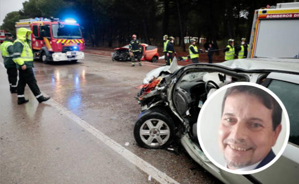 Estado en el que quedaron los vehículos implicados en el accidente mortal. En el círculo, la víctima mortal, Javier Zarceño. 