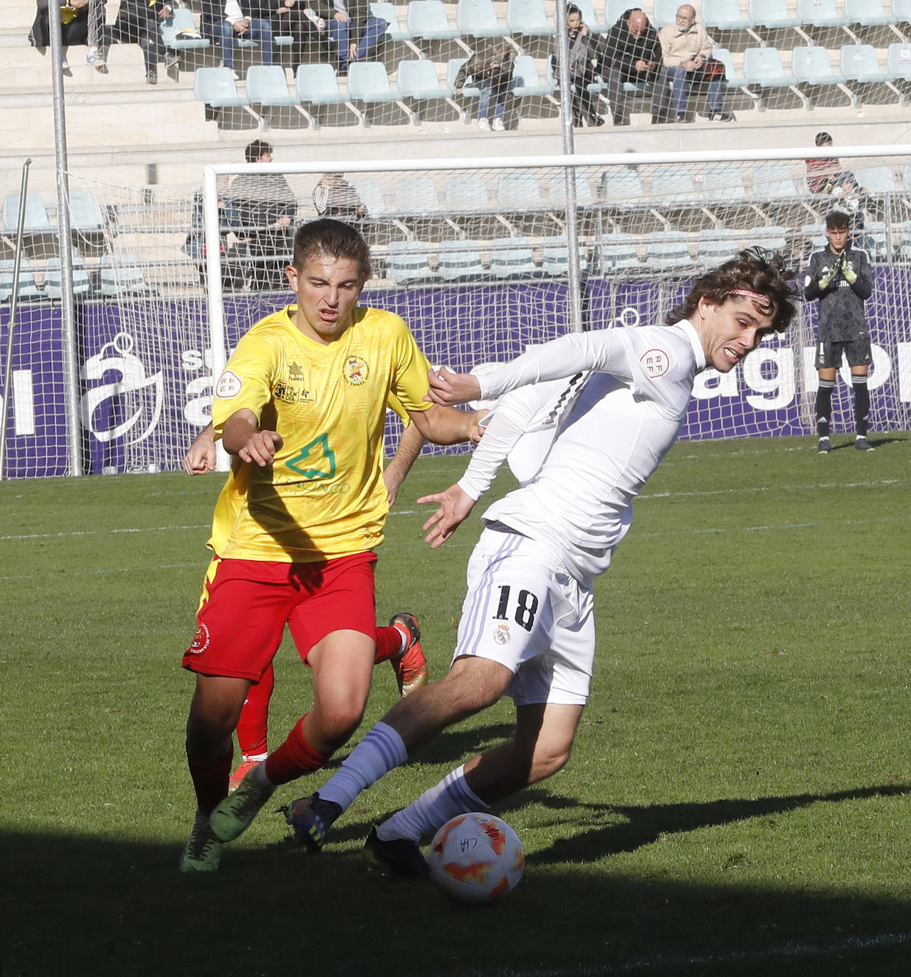 Fotos: Álvaro Arbeloa y otras caras conocidas se dejan querer en La Balastera
