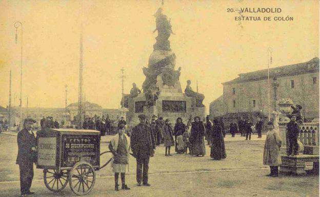 Estatua de la Plaza de Colón en Valladolid