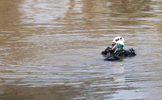 Un rescate en el fondo del Duero al borde del peligro extremo