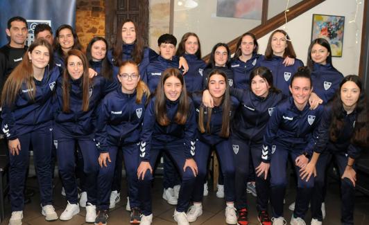 Equipo femenino de la Segoviana.