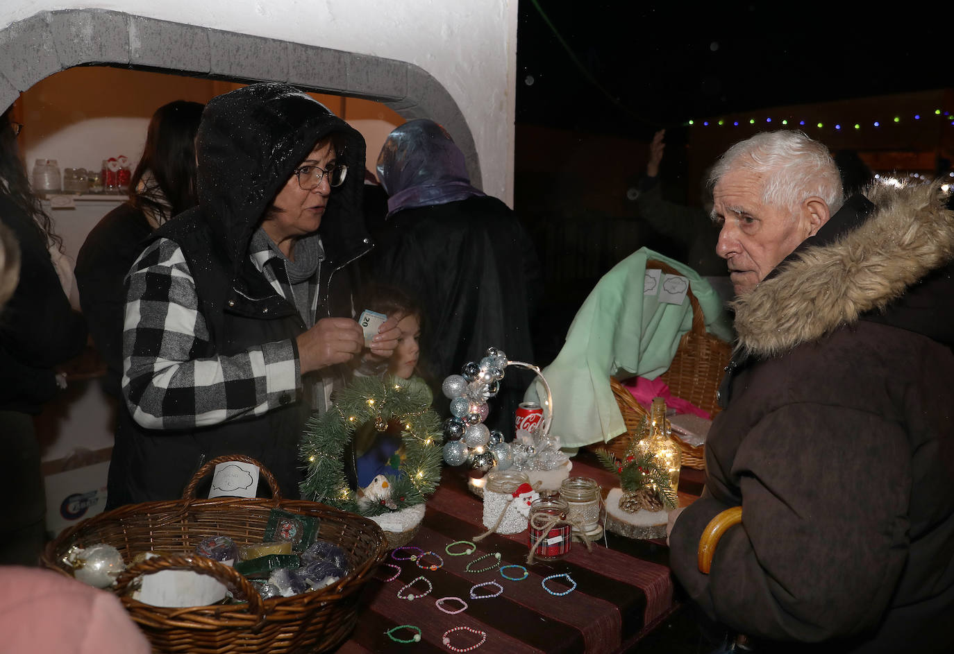 Fotos: Grijota recrea un poblado navideño