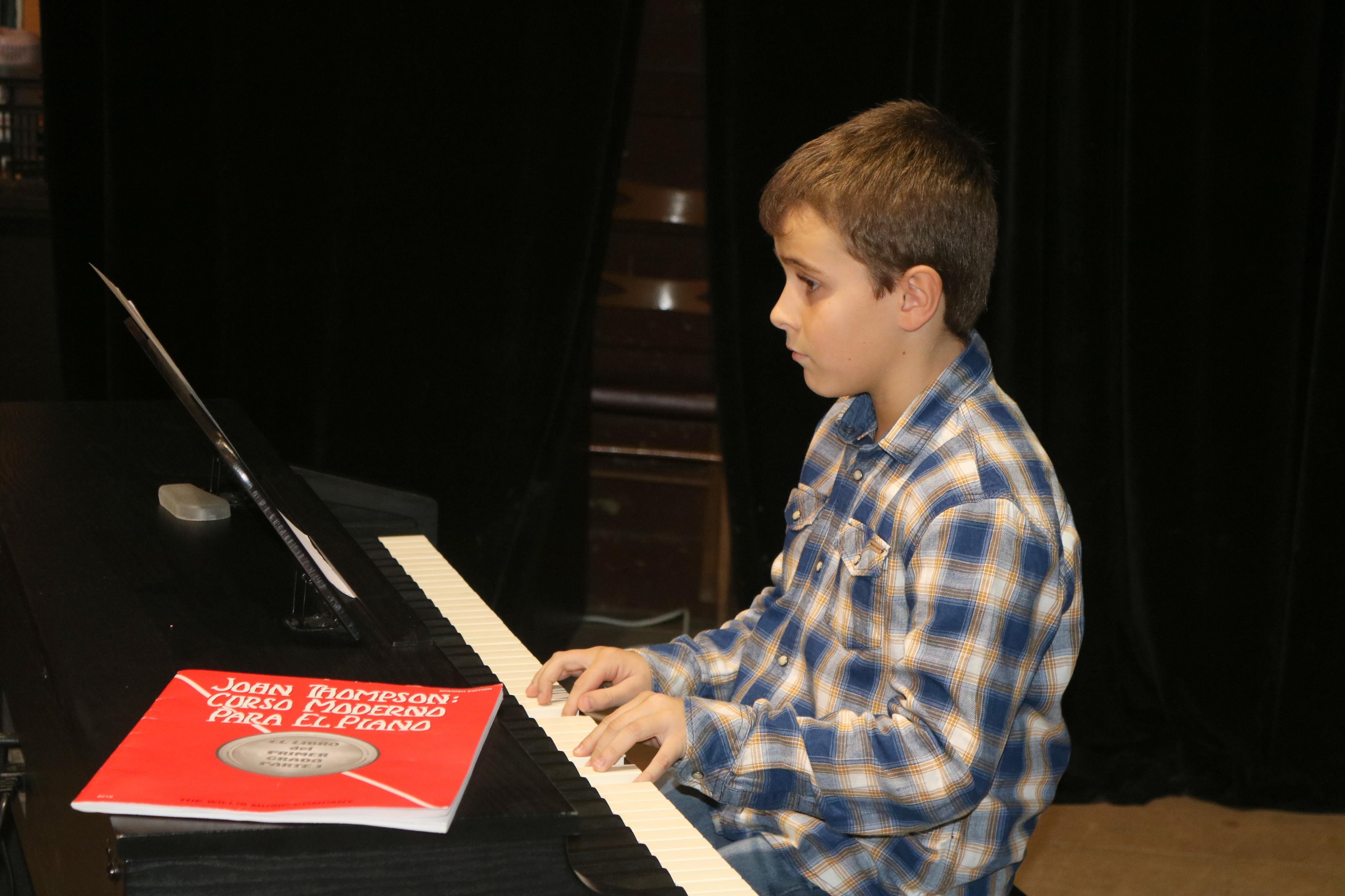 La Escuela de Música Comarcal de la ACJB organiza un encuentro musical con motivo de la Navidad