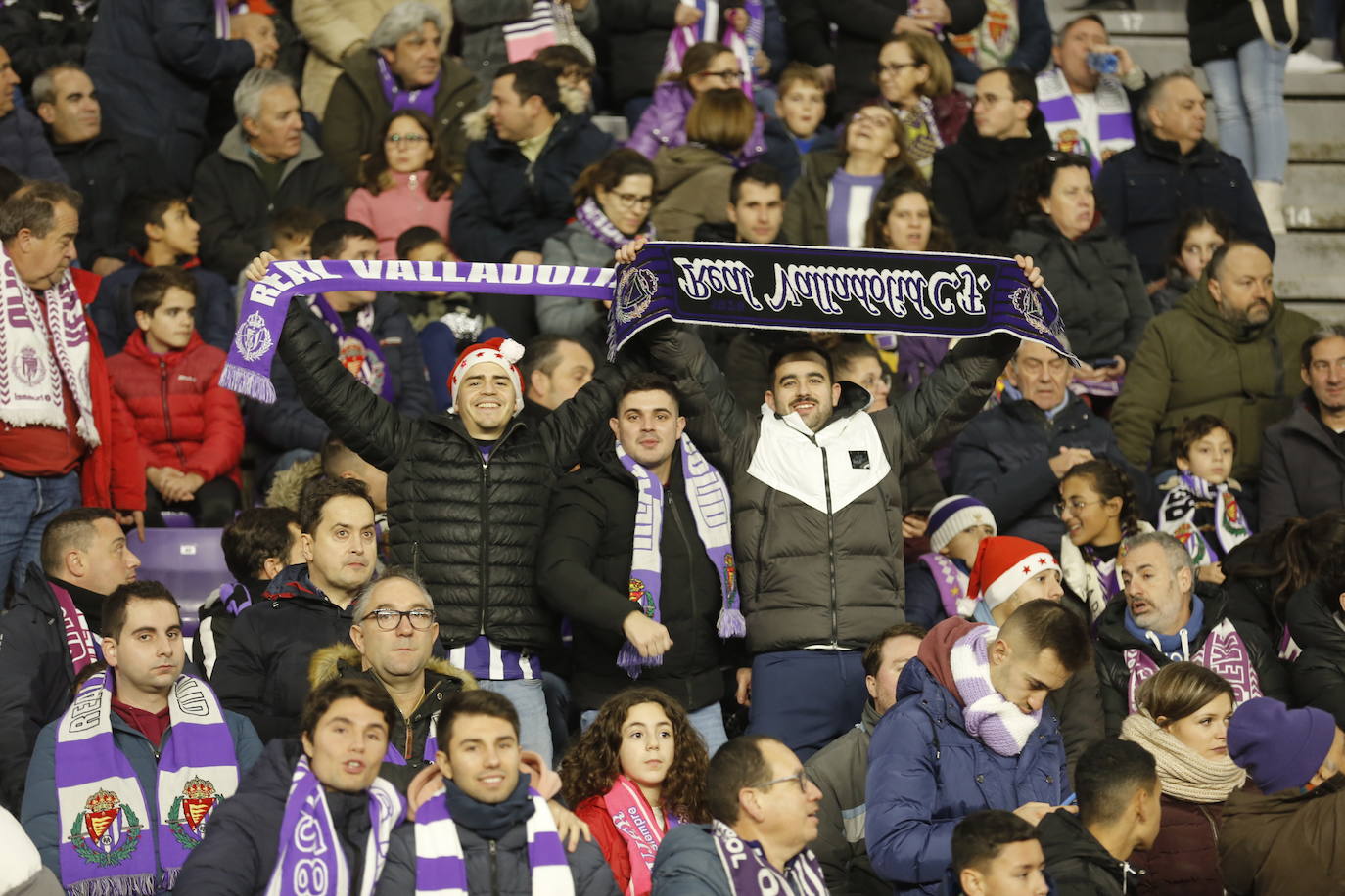 Fotos: Búscate en la grada de Zorrilla (4/5)