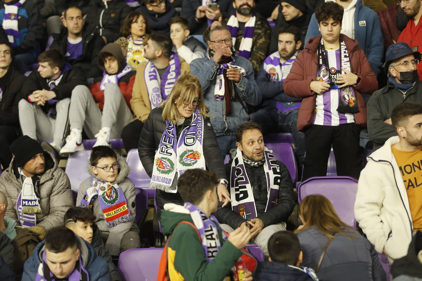 Fotos: Búscate en la grada de Zorrilla (4/5)