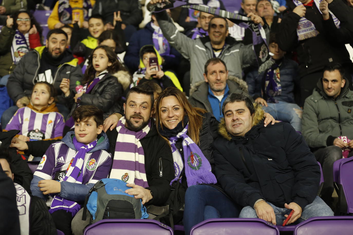 Fotos: Búscate en la grada de Zorrilla (1/5)