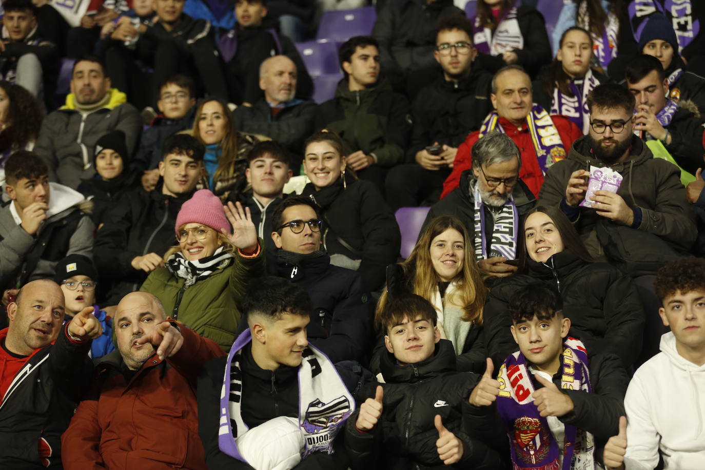 Fotos: Búscate en la grada de Zorrilla (2/5)