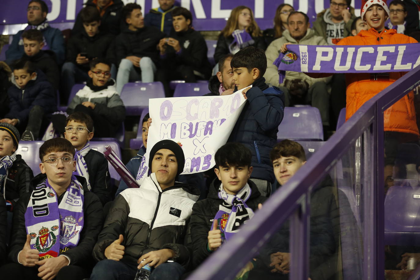 Fotos: Búscate en la grada de Zorrilla (3/5)