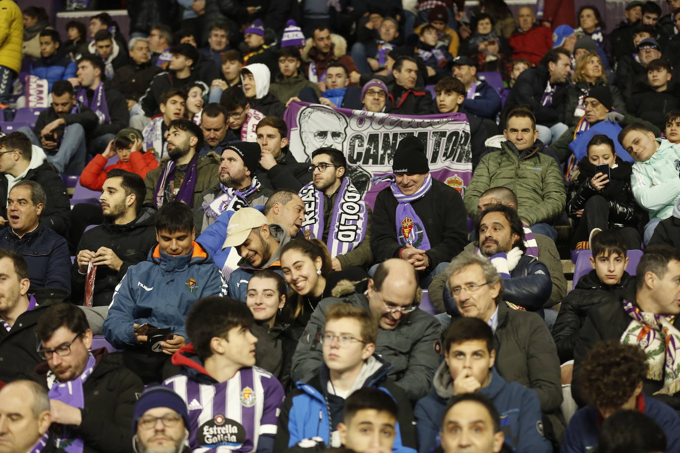 Fotos: Búscate en la grada de Zorrilla (3/5)