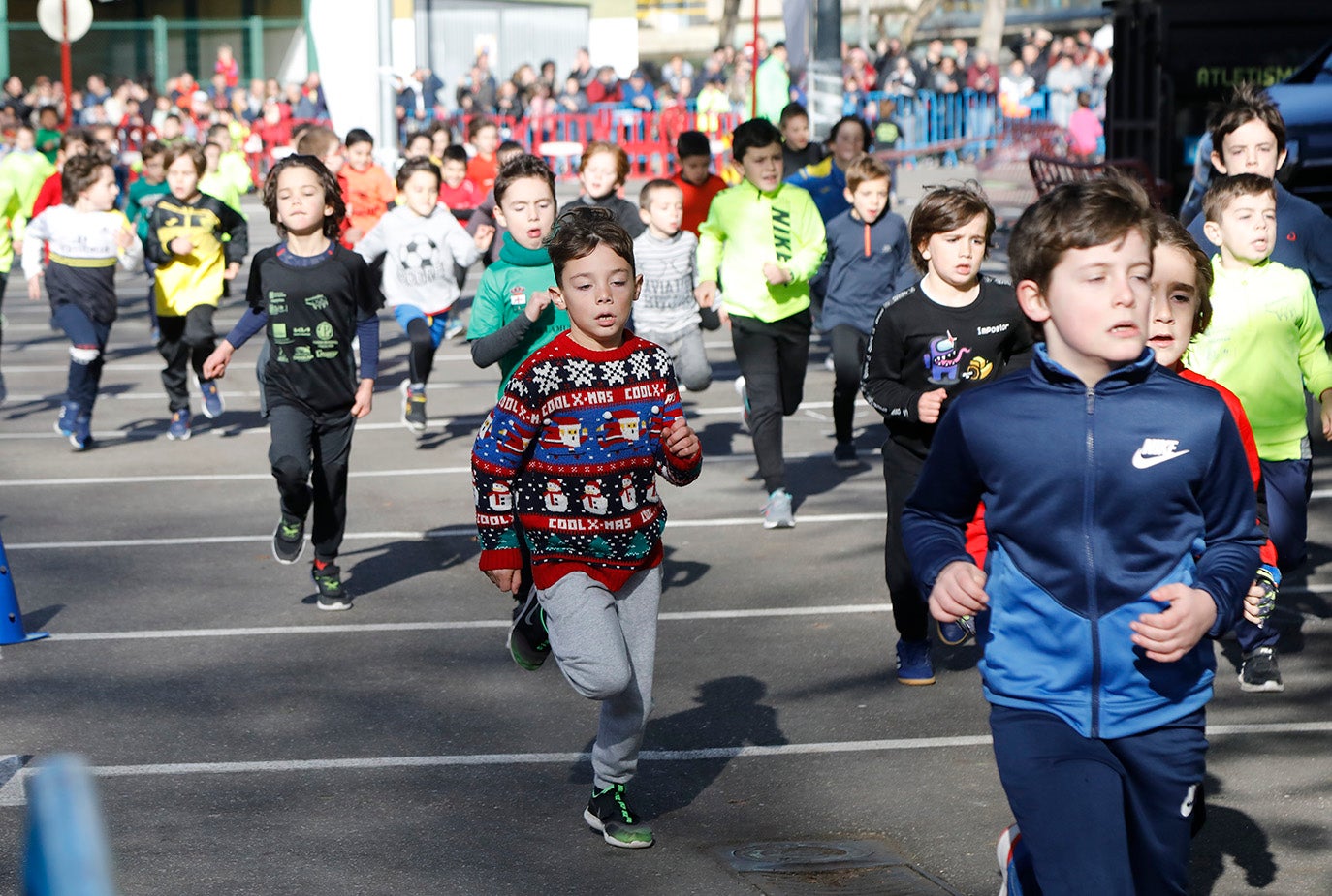 San Silvestre Infantil en los alrededores del Pabellón Municipal de Deportes