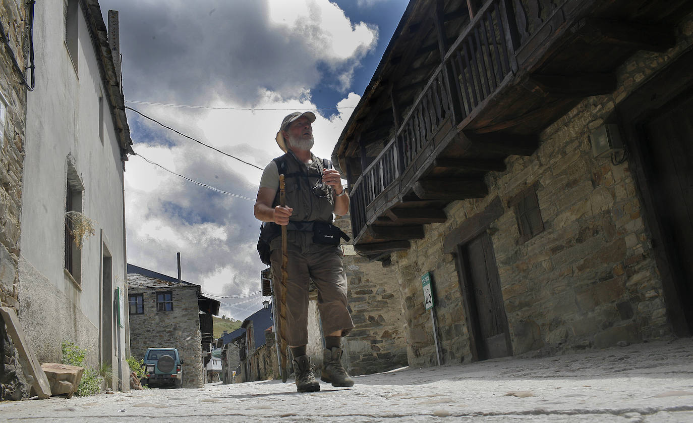Entrar en Molinaseca es haber conquistado medio camino de Santiago y descubrir un pueblo lleno de belleza arquitectónica.
