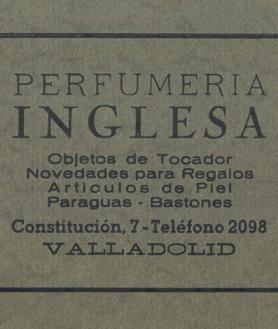 Imagen secundaria 2 - Arriba, el fundador de Perfumería Inglesa, Valentín Vega, delante de la puerta de su negocio. A la izquieda, Juan Antonio y Rosario Vega, sobrino y tía, descendientes de Valentín Vega. A la derecha, una tarjeta de publicidad del comercio vallisoletano.