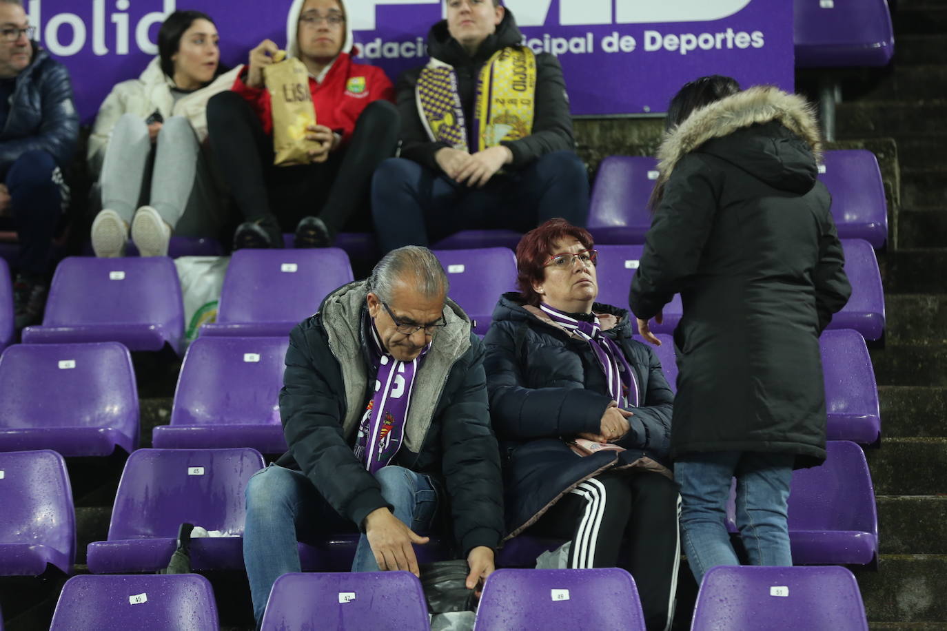 Búscate en la grada del José Zorrilla (1/4)