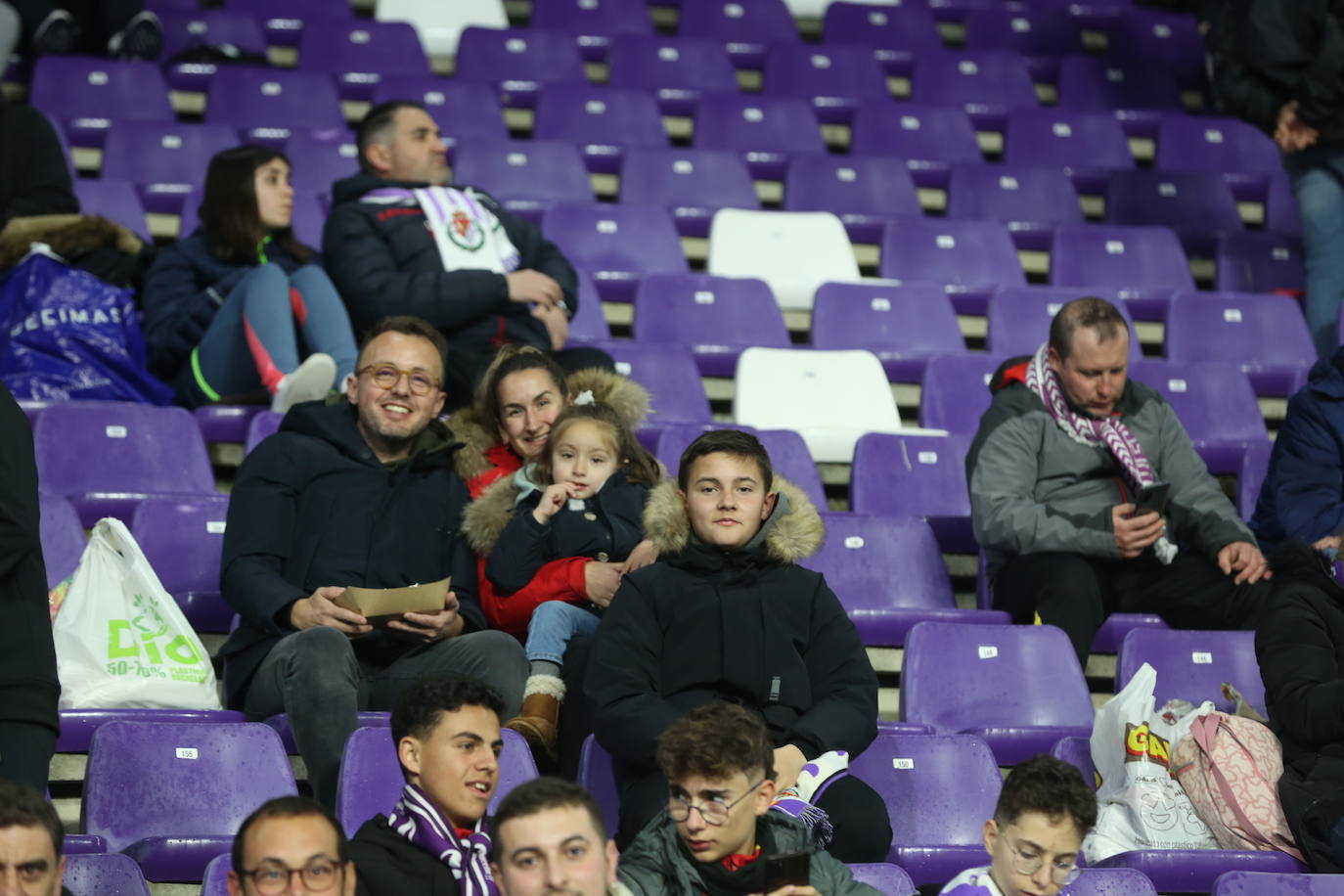 Búscate en la grada del José Zorrilla (2/4)