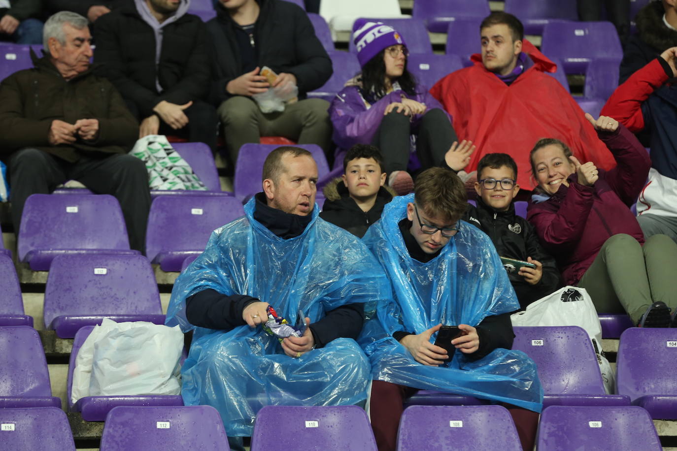 Búscate en la grada del José Zorrilla (2/4)