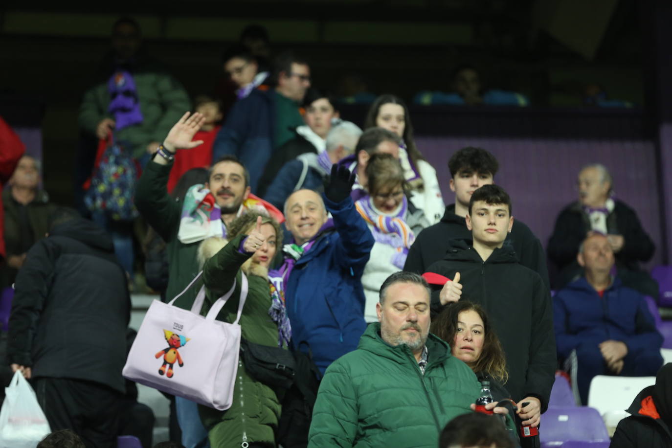 Búscate en la grada del José Zorrilla (3/4)