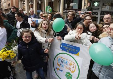 Una reivindicación con globos y baile en Palencia