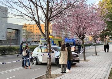 Dos heridos leves tras el vuelco de un turismo en Valladolid