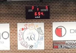 Marcador refleja el tiempo que restaba para finalizar el encuentro cuando se produjeron los hechos.