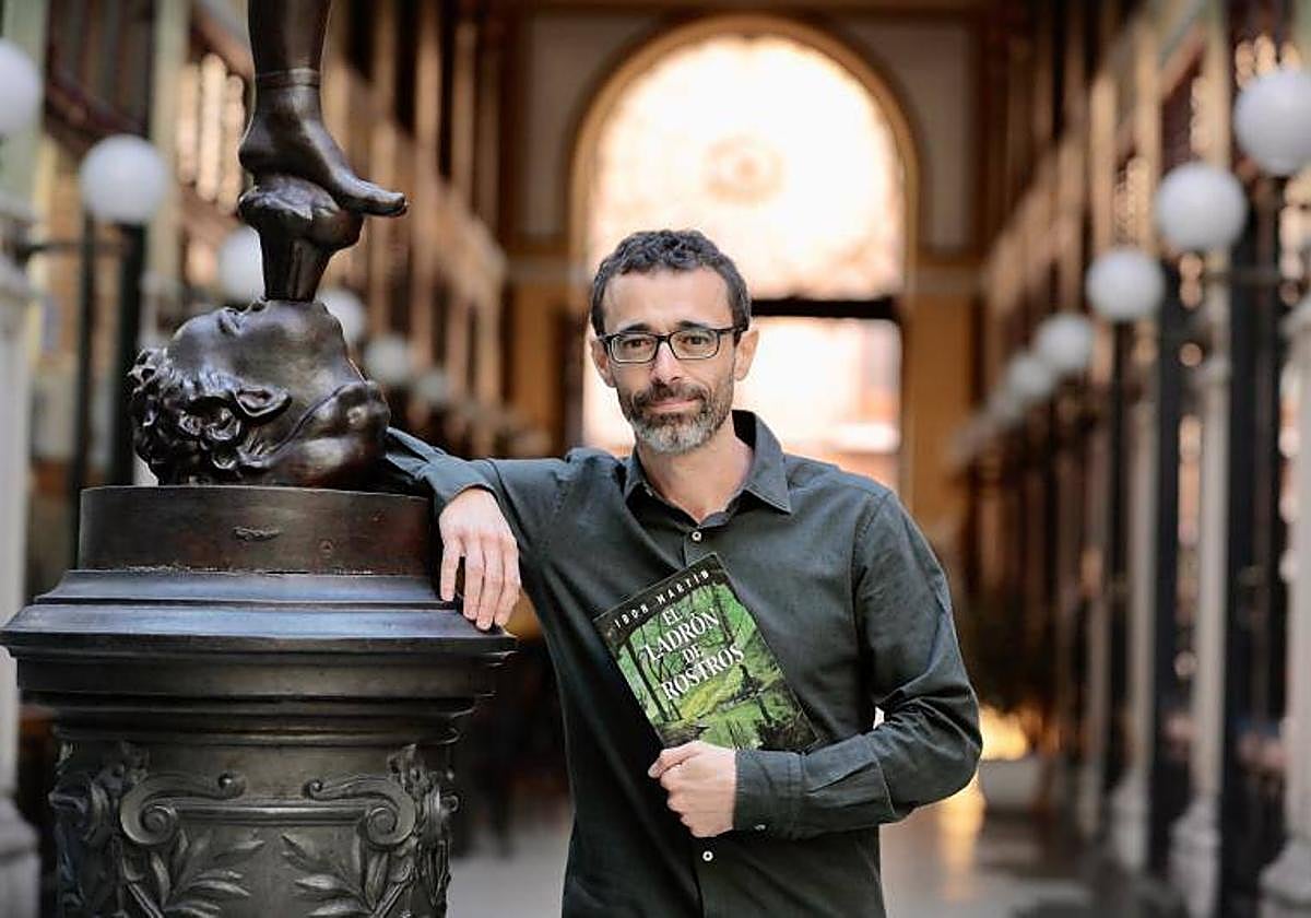 El escritor Ibon Martín, en Valladolid.