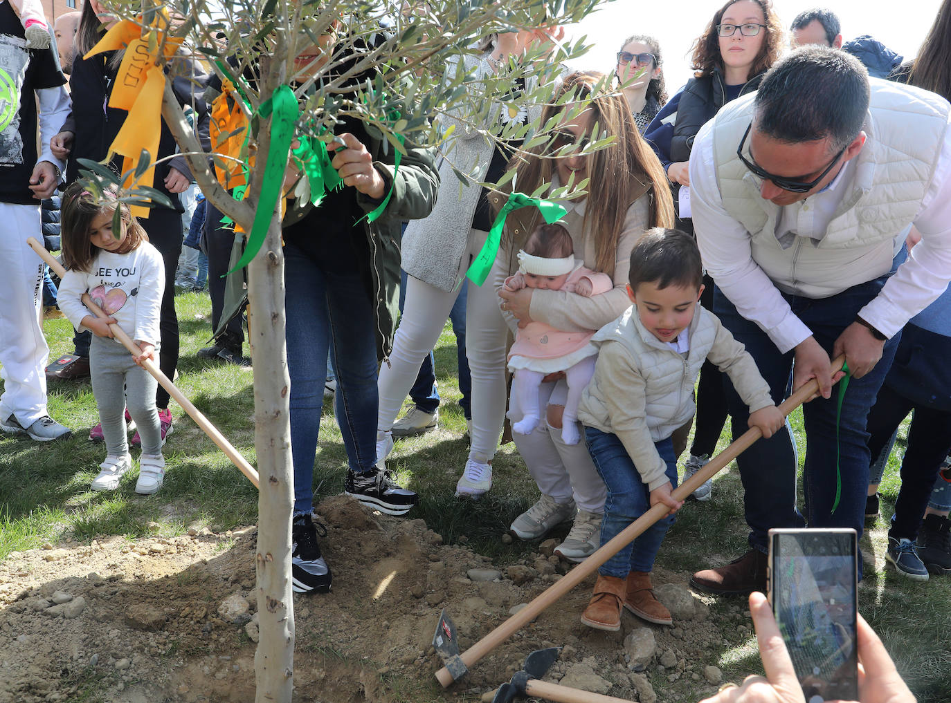 Villamuriel, un árbol por cada vecino