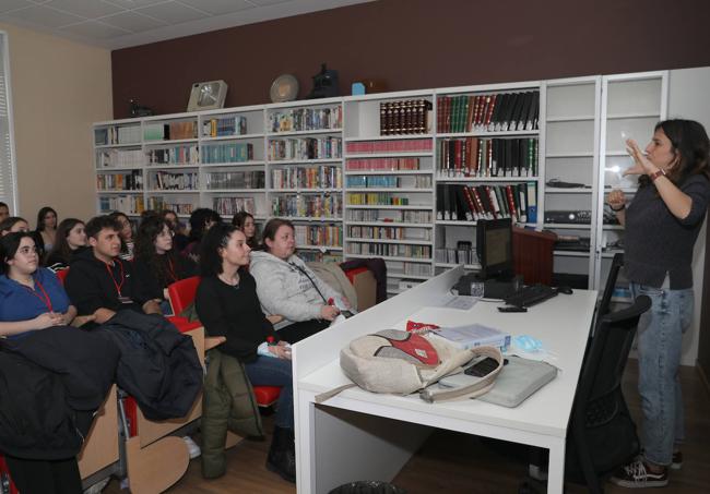 Taller sobre el duelo, en el congreso de estudiantes de enfermería.