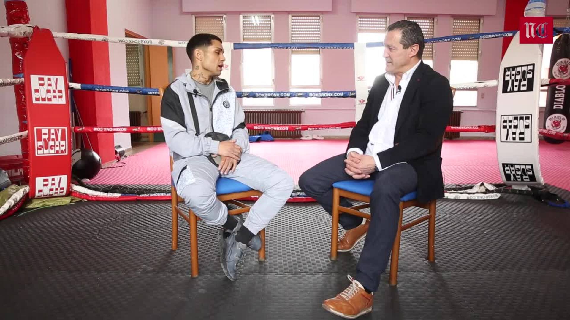 El exboxeador Alfonso Cavia ‘El Cubi’ charla con Salvi Jiménez que peleará este viernes