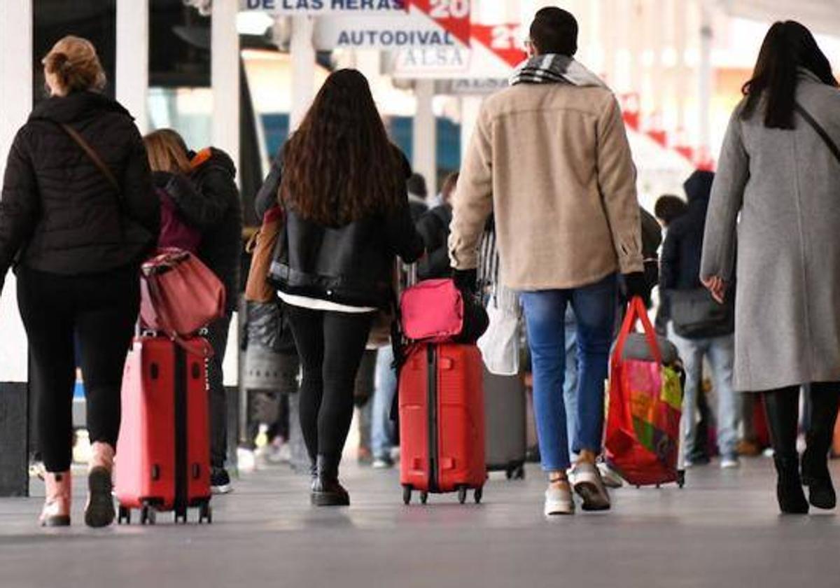 'Pasaporte de Vuelta': hasta 5.500 euros de ayudas para el retorno de emigrantes
