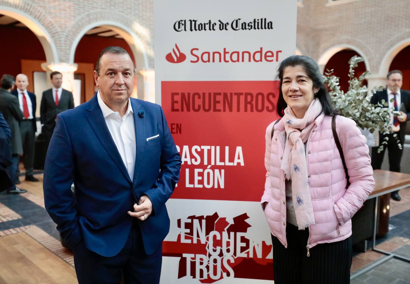 Óscar de la Fuente y Ana María García